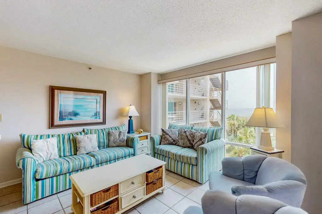 Waterfront Condo with Shared Pools, Hot Tubs, Private Balconies, and Ocean Views