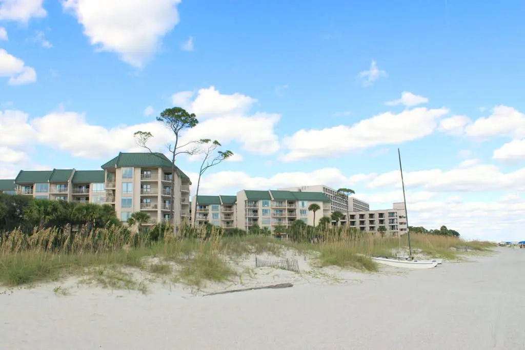Waterfront Condo with Shared Pools, Hot Tubs, Private Balconies, and Ocean Views