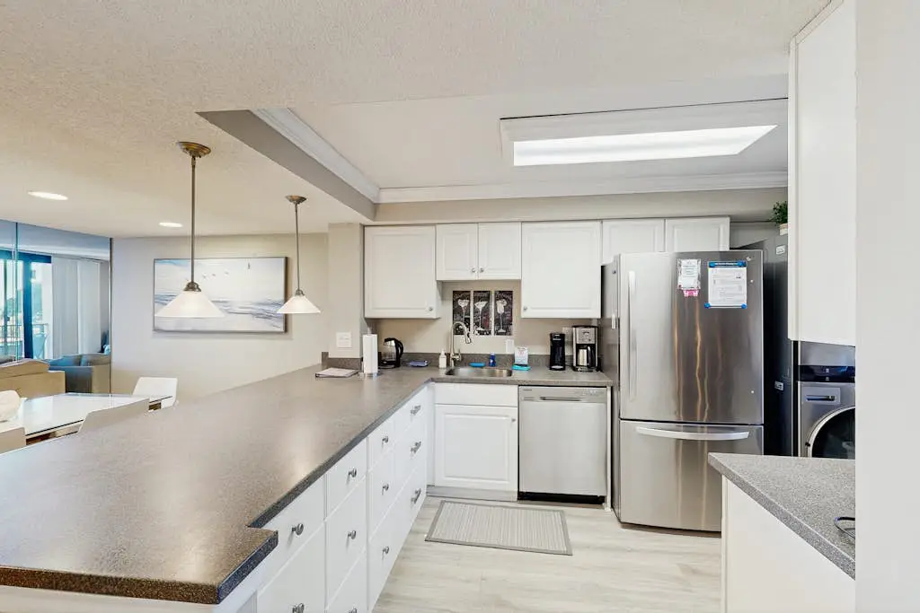 Family-Friendly Condo with Shared Pools, Hot Tub & Private Resort Beach