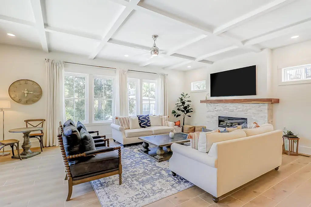 North Forest Beach home with a private pool and four primary suites
