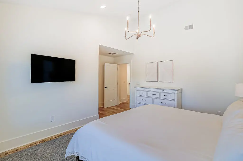 North Forest Beach home with a private pool and four primary suites
