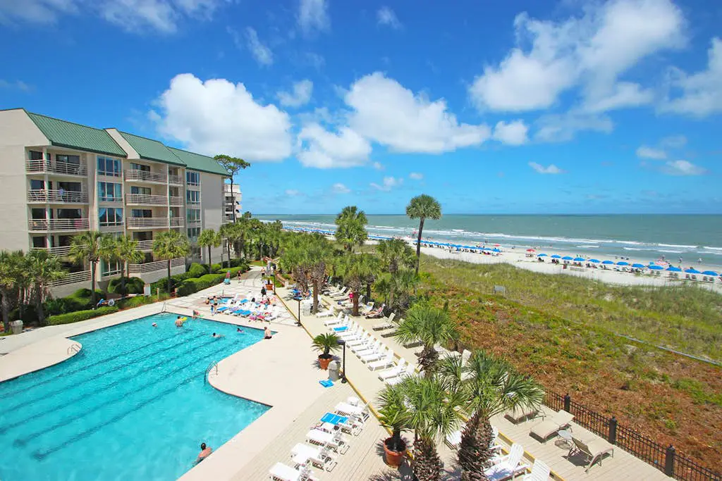 Oceanfront Villa with Shared Pools, Hot tub, and Beach Access