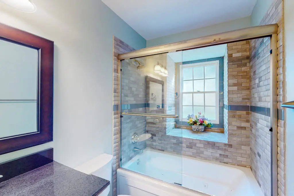 Dog-friendly villa with pool, tennis, pickleball, on-site golf, deck, & W/D