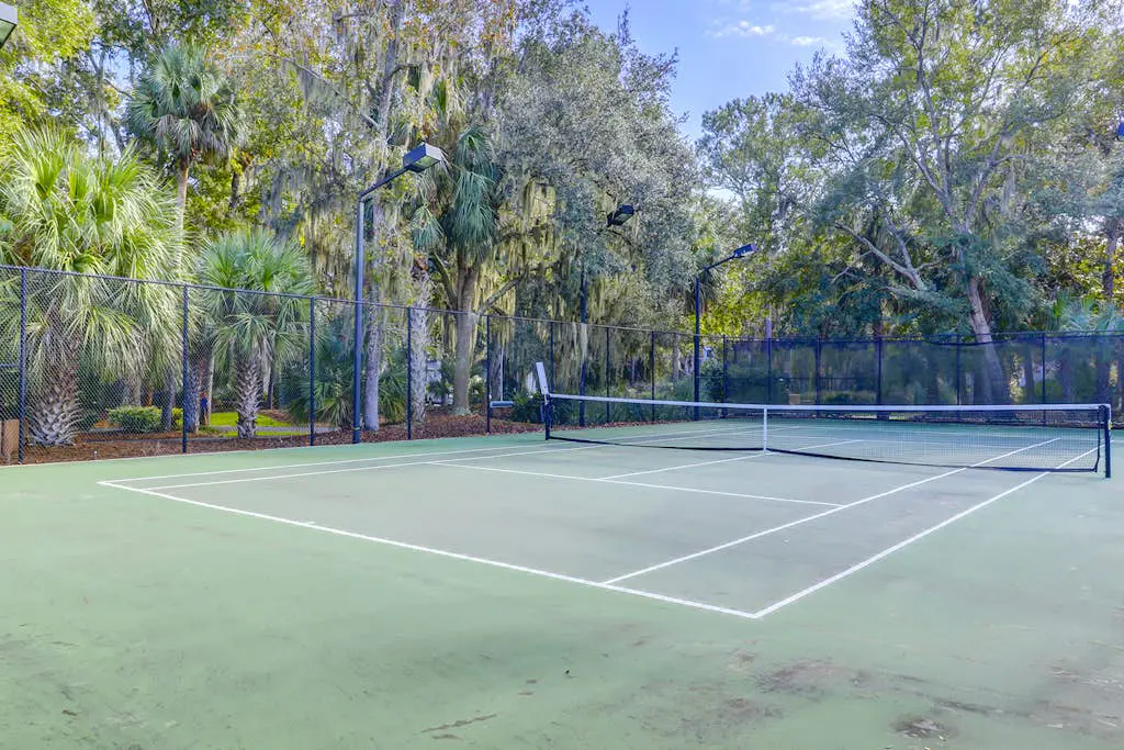 Dog-friendly villa with pool, tennis, pickleball, on-site golf, deck, & W/D