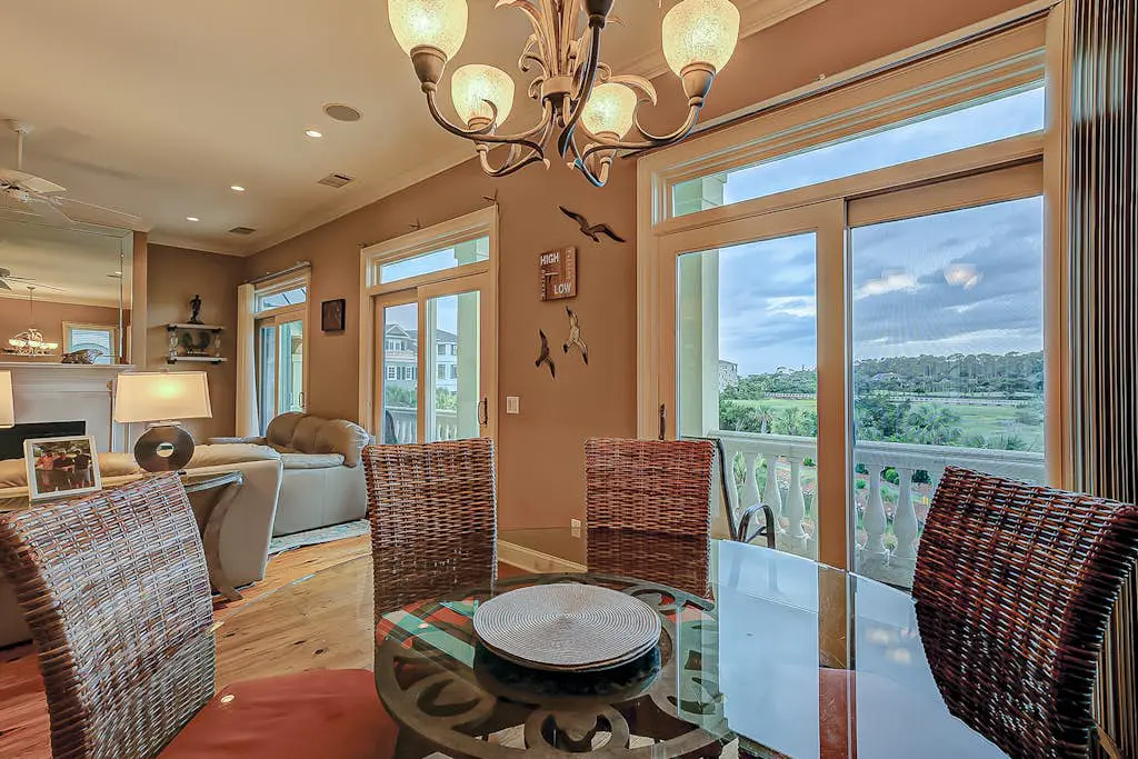 Beachfront beauty with pool access - fireplaces, jetted tub, balconies, & W/D