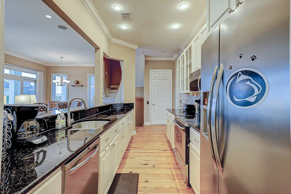 Beachfront beauty with pool access - fireplaces, jetted tub, balconies, & W/D