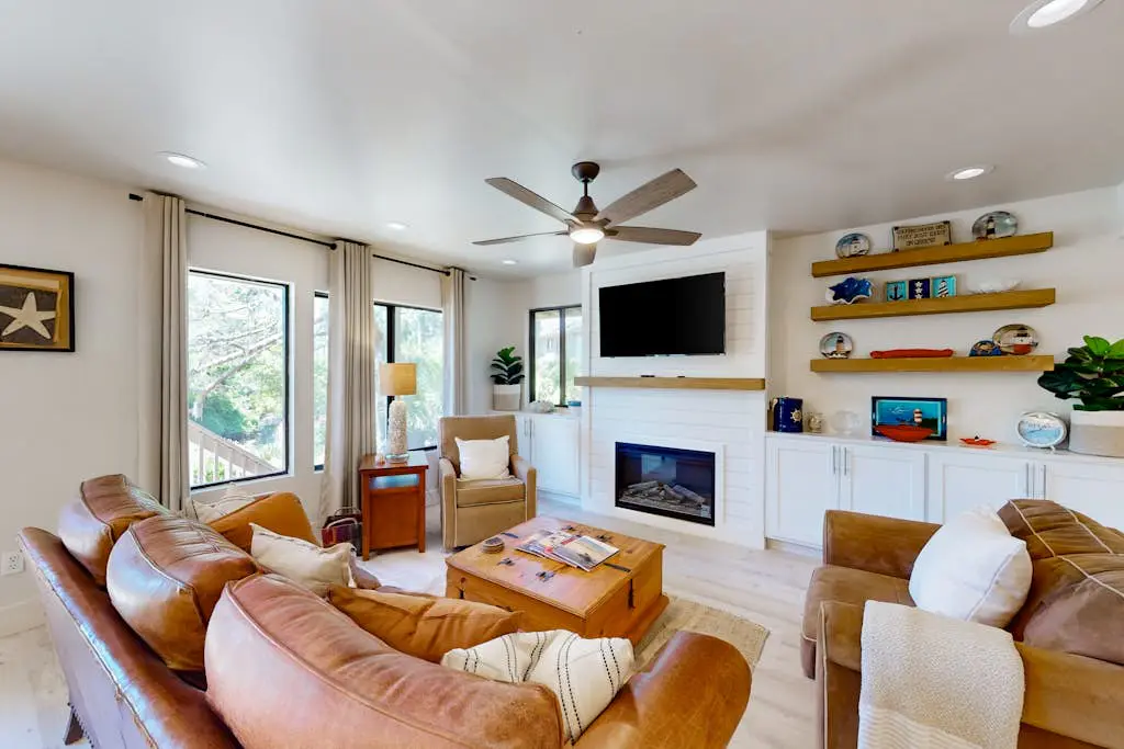 Beachwalk 141 | Condo near the beach with lagoon & golf views, pool, golf, W/D