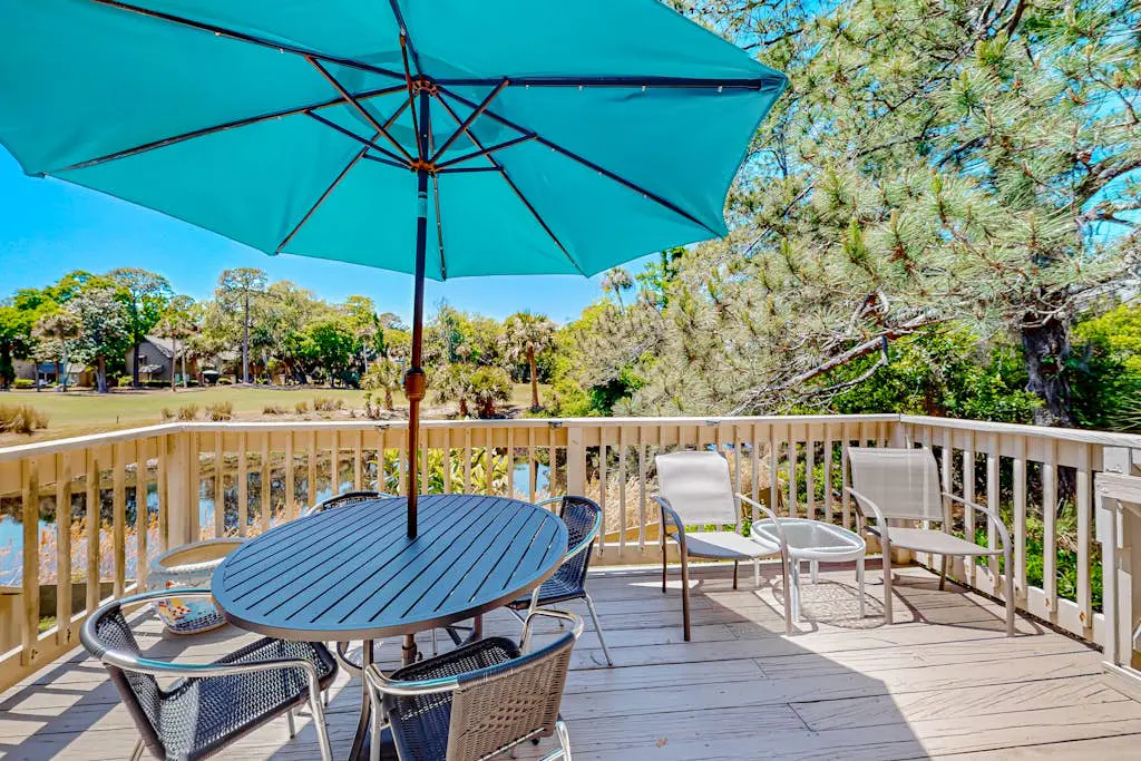 Beachwalk 141 | Condo near the beach with lagoon & golf views, pool, golf, W/D