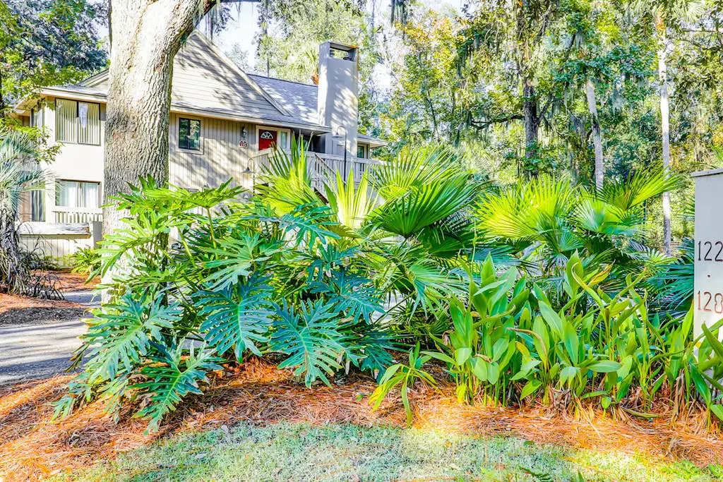 Beachwalk 141 | Condo near the beach with lagoon & golf views, pool, golf, W/D