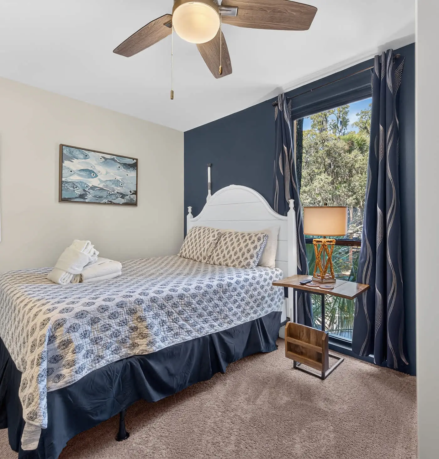 Beach access condo with deck, pool, washer dryer, and AC - snowbird-friendly