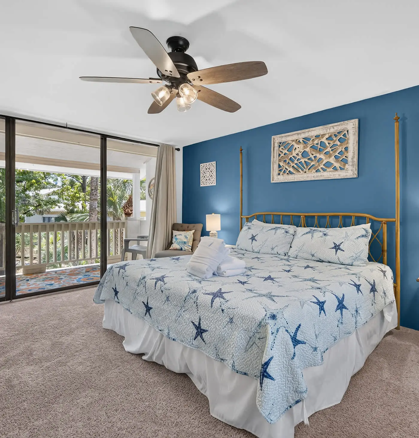Beach access condo with deck, pool, washer dryer, and AC - snowbird-friendly