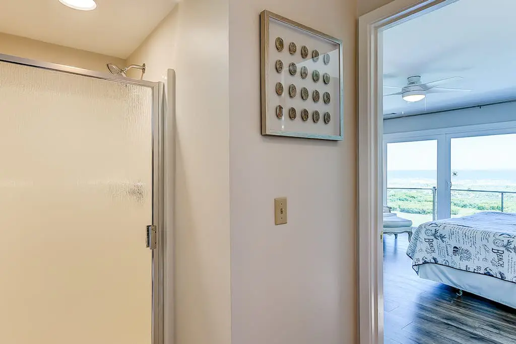 Stunning Oceanfront Hideaway with Private Pool, Deck, and Yard - Dogs Welcome