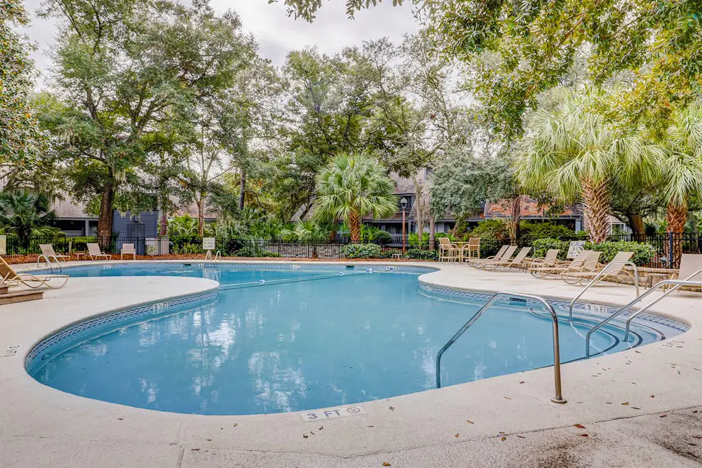 Golf course-view condo near beach with pool & private deck - dog-friendly