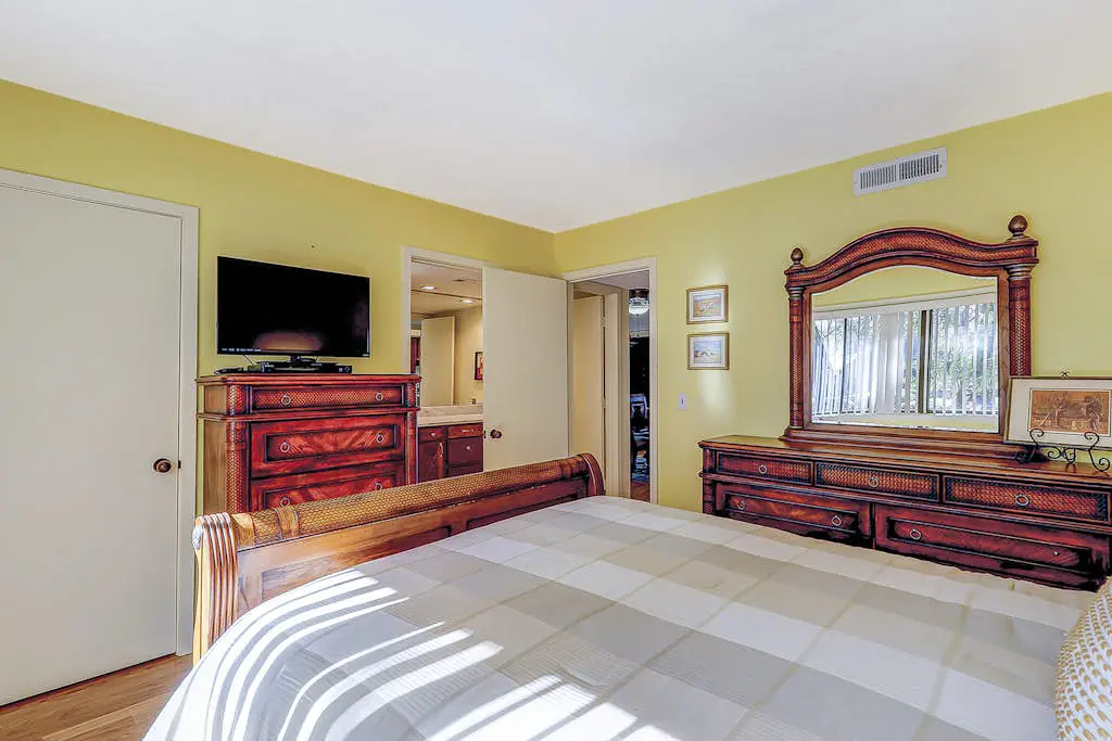 Golf course-view condo near beach with pool & private deck - dog-friendly
