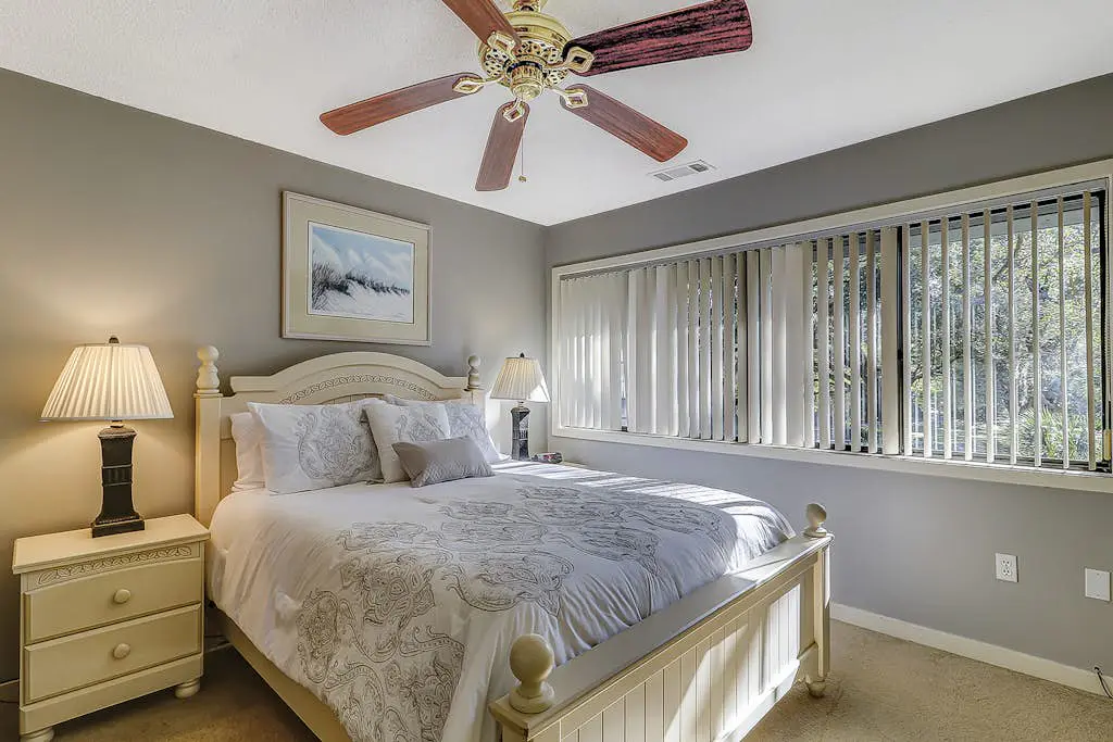 Golf course-view condo near beach with pool & private deck - dog-friendly