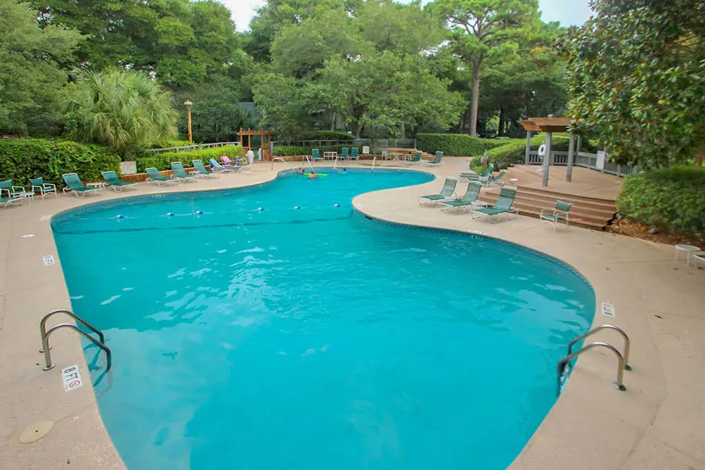 Golf course-view condo near beach with pool & private deck - dog-friendly