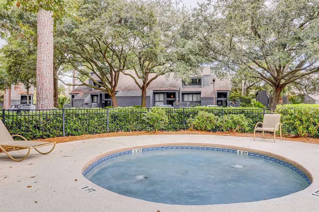 Golf course-view condo near beach with pool & private deck - dog-friendly