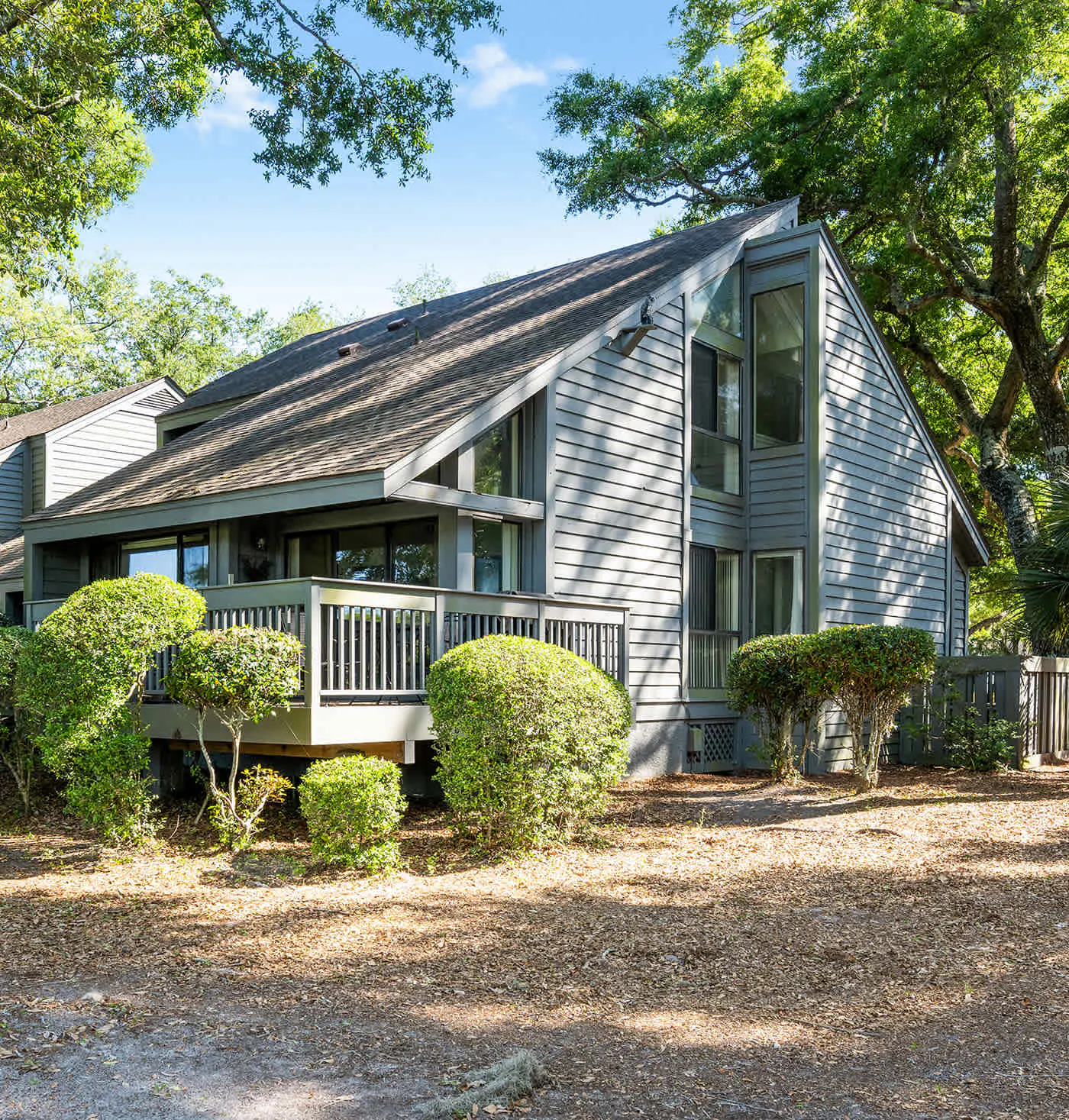 Golf course-view condo near beach with pool & private deck - dog-friendly
