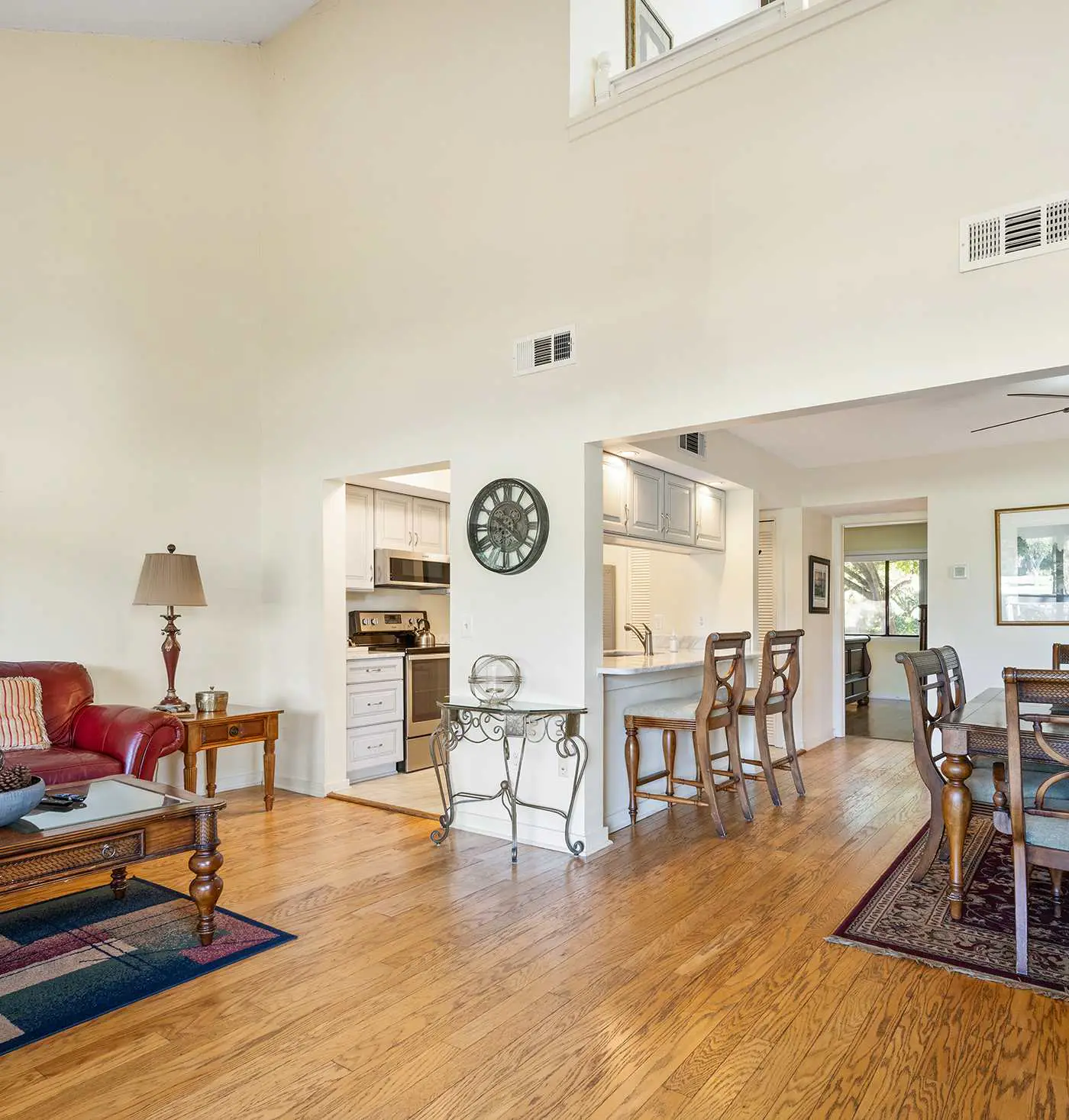 Golf course-view condo near beach with pool & private deck - dog-friendly