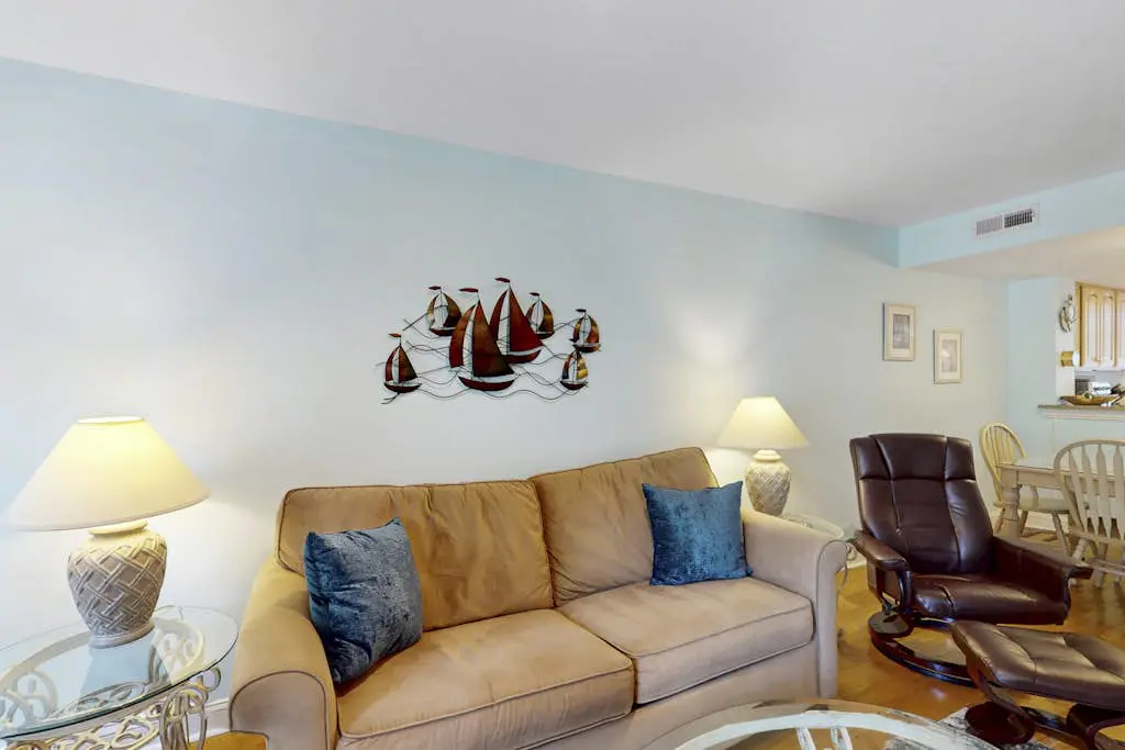 Sunlit Sea Escape with Al Fresco Dining, Loft, Grill, Shared Pool