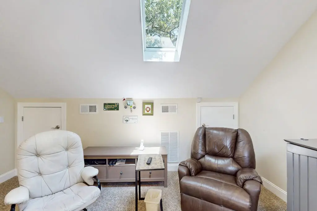 Sunlit Sea Escape with Al Fresco Dining, Loft, Grill, Shared Pool