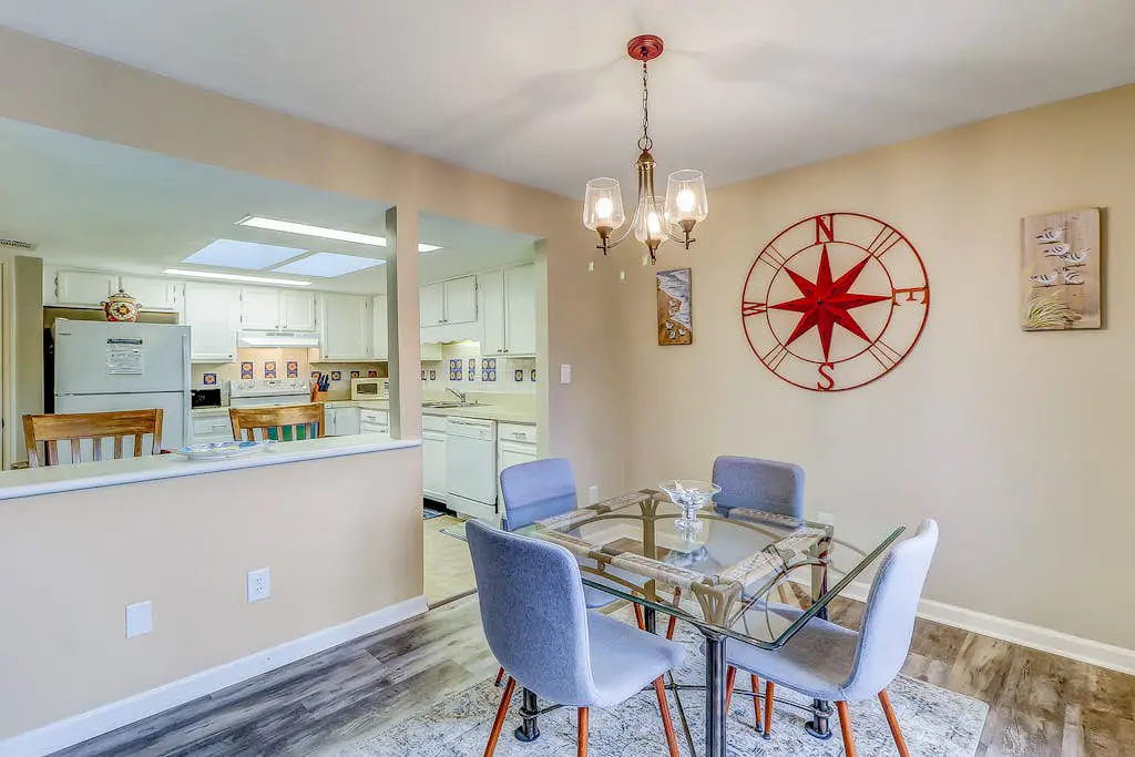 Welcoming Condo with Lagoon Views, Deck, Shared Pool & Nearby Beach Access