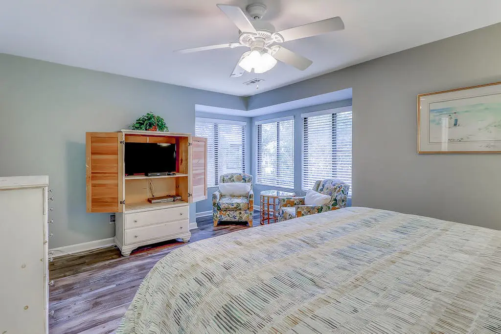 Welcoming Condo with Lagoon Views, Deck, Shared Pool & Nearby Beach Access