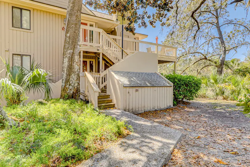 Welcoming Condo with Lagoon Views, Deck, Shared Pool & Nearby Beach Access