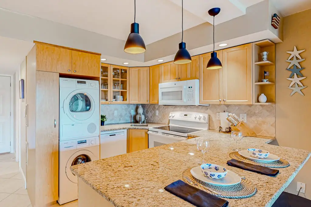 Charming Ground Floor studio condo near beach with tennis, pickleball, & water views