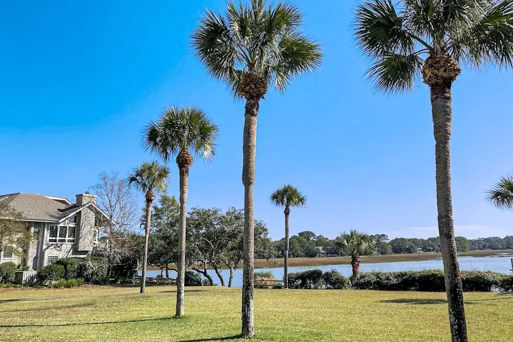 Charming Ground Floor studio condo near beach with tennis, pickleball, & water views