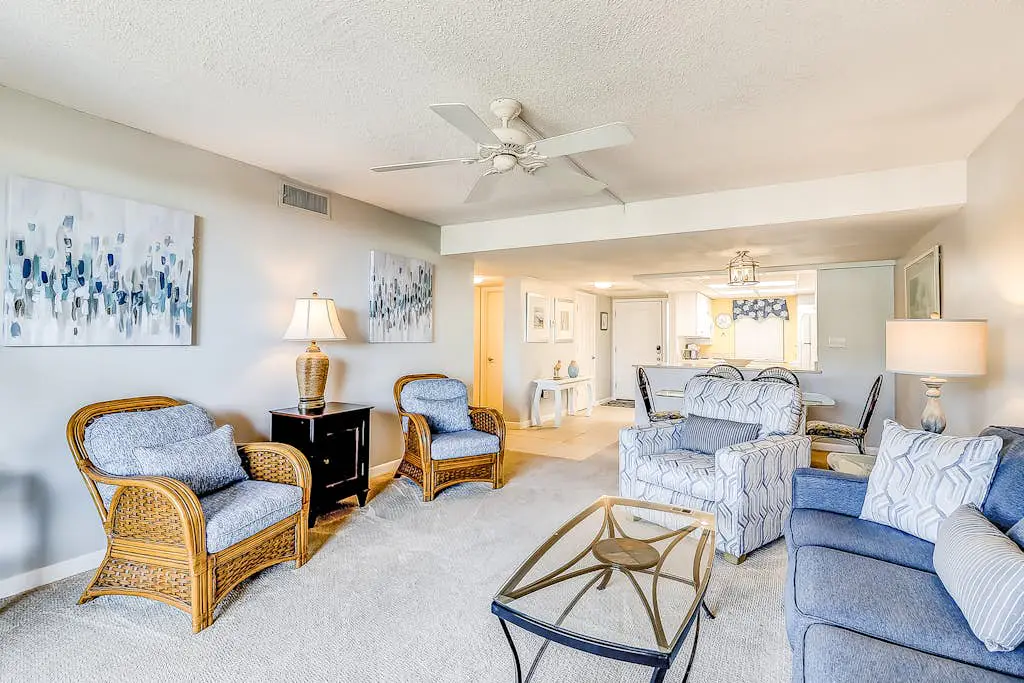 Ocean-View Condo with Beach Access, Tennis, Playground, Shared Pool & Hot Tub