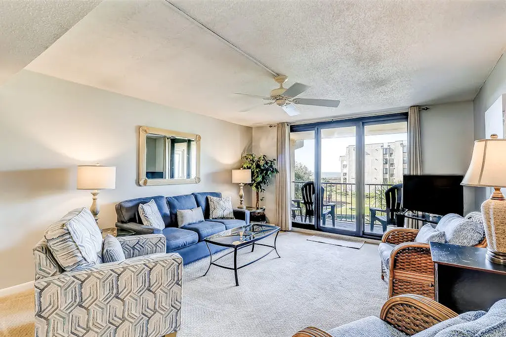 Ocean-View Condo with Beach Access, Tennis, Playground, Shared Pool & Hot Tub