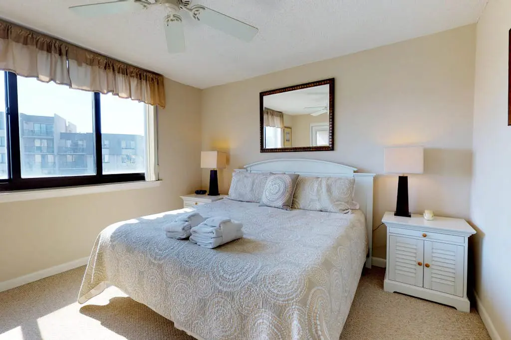 Ocean-View Condo with Beach Access, Tennis, Playground, Shared Pool & Hot Tub