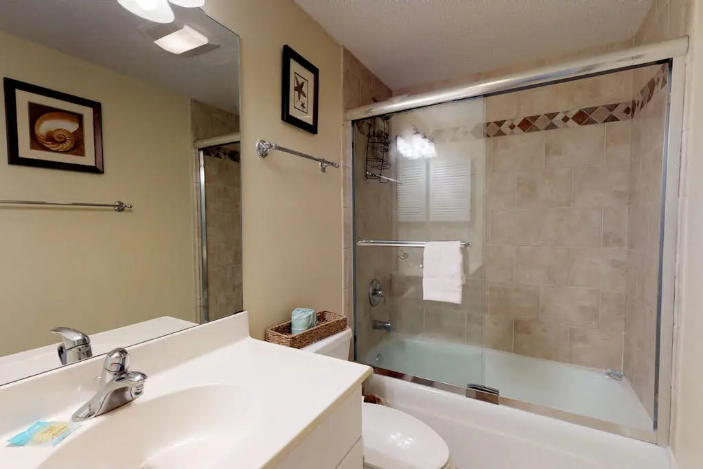Ocean-View Condo with Beach Access, Tennis, Playground, Shared Pool & Hot Tub