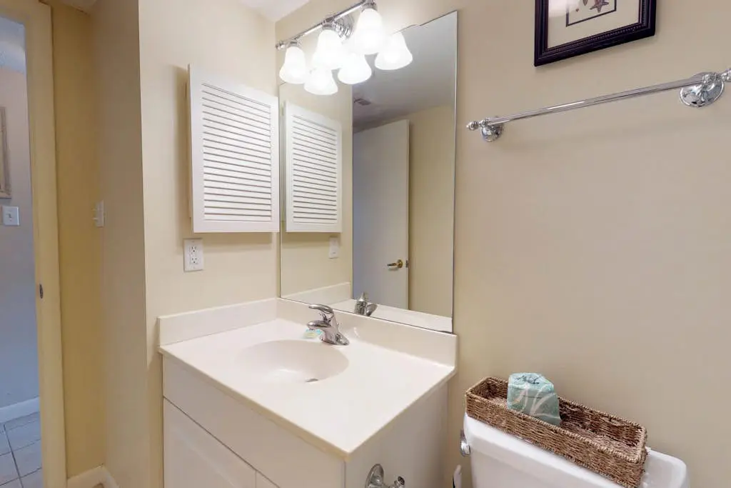 Ocean-View Condo with Beach Access, Tennis, Playground, Shared Pool & Hot Tub