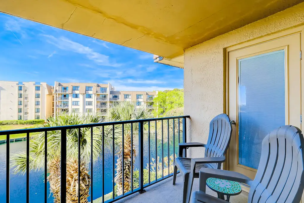 Ocean-View Condo with Beach Access, Tennis, Playground, Shared Pool & Hot Tub