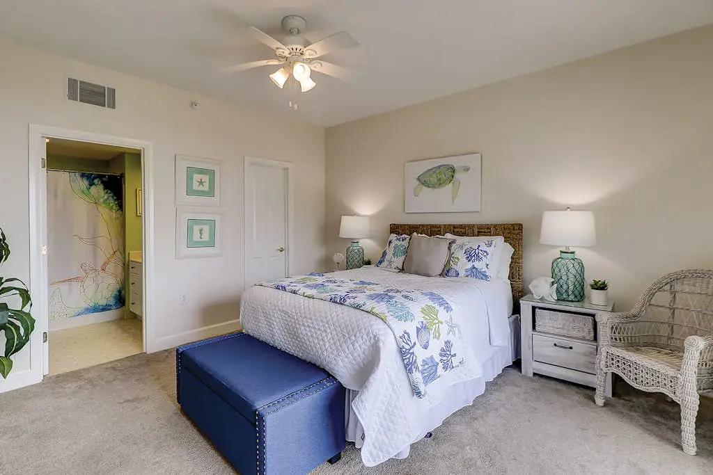 Sunlit Oceanfront Condo with Two Balconies, Wet Bar, Beach Views & WiFi