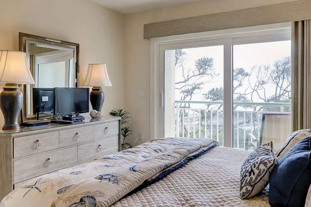 Sunlit Oceanfront Condo with Two Balconies, Wet Bar, Beach Views & WiFi