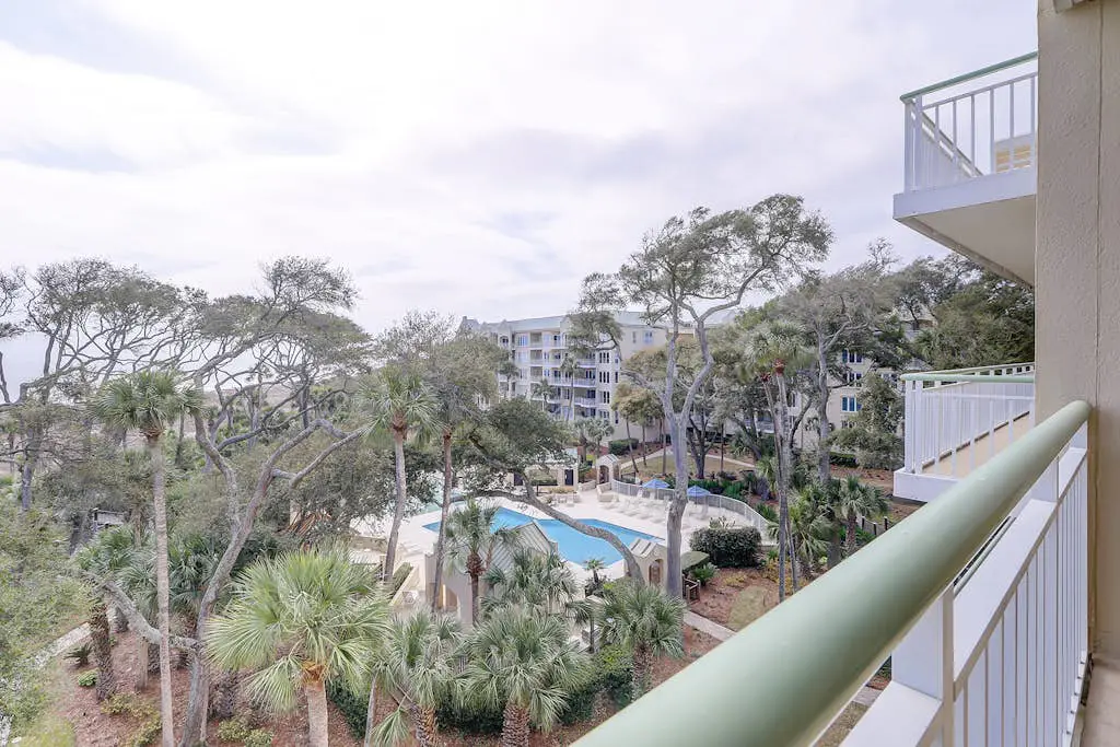 Sunlit Oceanfront Condo with Two Balconies, Wet Bar, Beach Views & WiFi