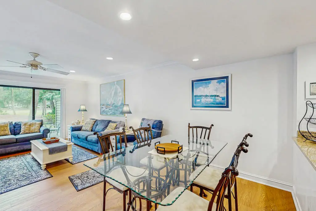 Family-Friendly Townhome with Shared Pool, Golf Course Views, and Beach Access
