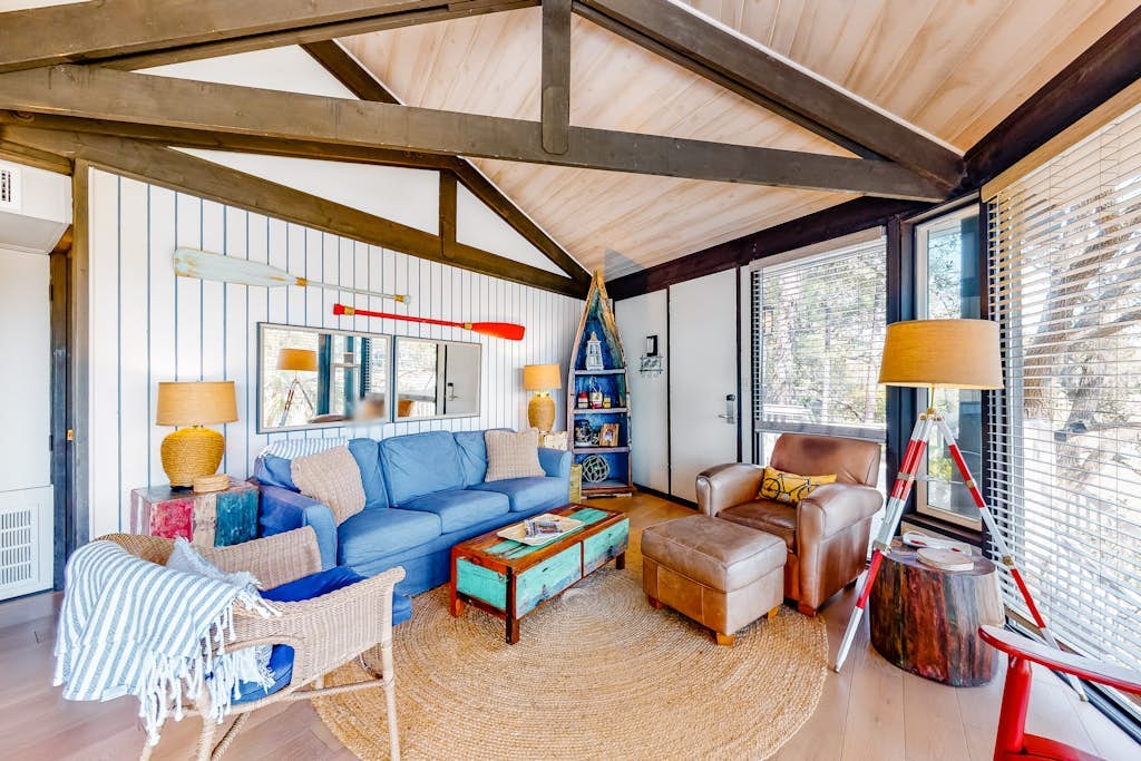 Unique Treehouse Haven with Marsh-Front Views & Large Deck - Walk to Beach