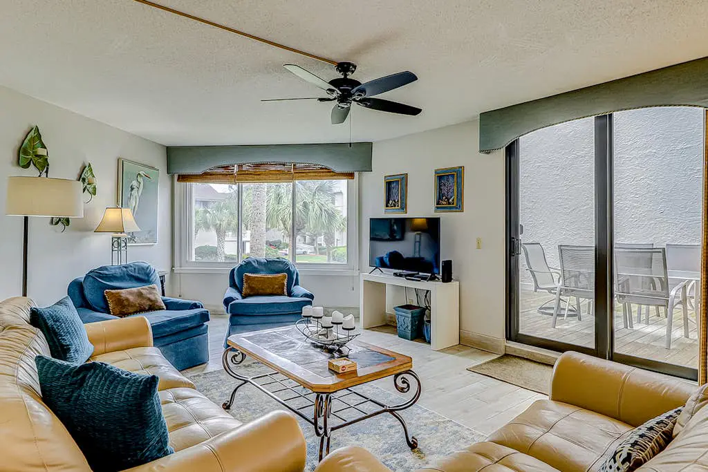 Resort Condo with Al Fresco Dining, Shared Pool, Hot Tub & Beach Access