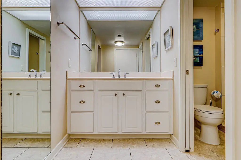 Resort Condo with Al Fresco Dining, Shared Pool, Hot Tub & Beach Access