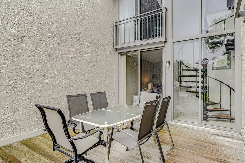 Resort Condo with Al Fresco Dining, Shared Pool, Hot Tub & Beach Access