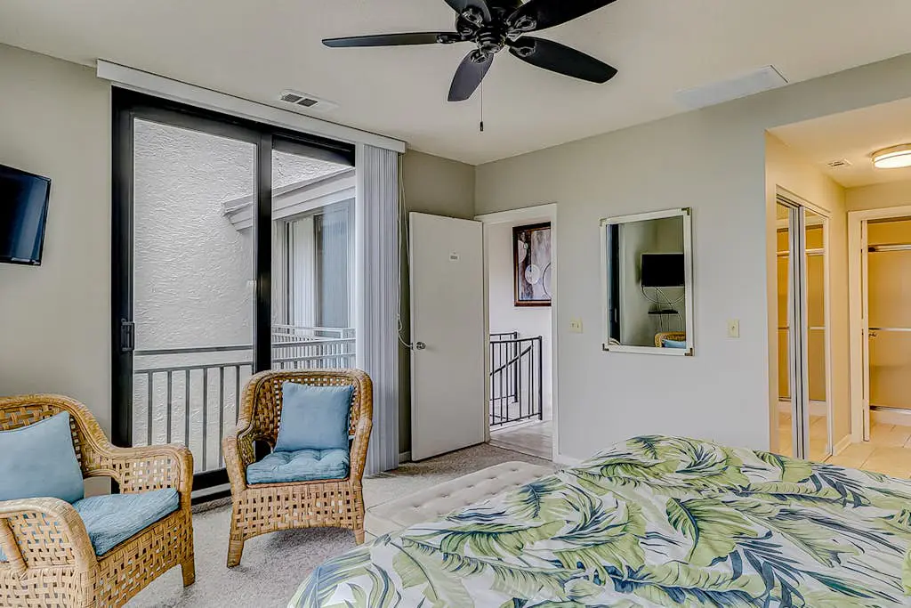 Resort Condo with Al Fresco Dining, Shared Pool, Hot Tub & Beach Access