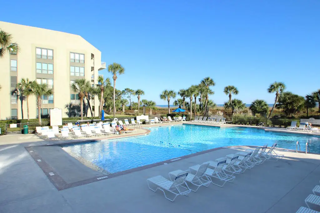 Resort Condo with Al Fresco Dining, Shared Pool, Hot Tub & Beach Access