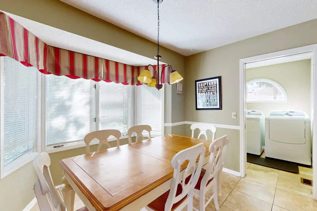  Two King Bed Suites, Dog-friendly gem with pool, game room & golf course views - walk to beach