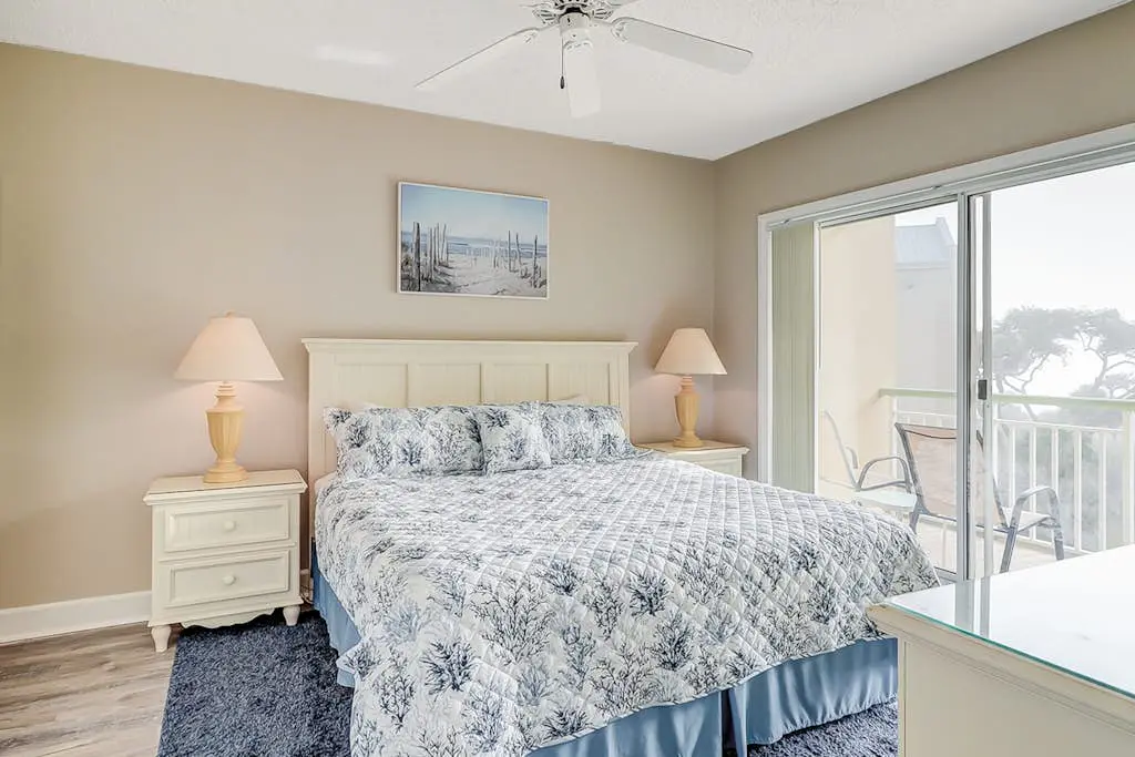 Oceanfront getaway with lagoon views, shared pool & hot tub – walk to beach