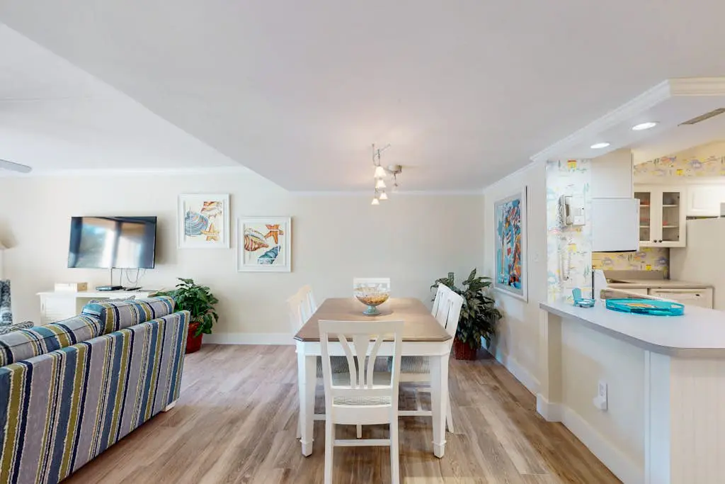 Oceanfront Condo with Shared Pool, Hot Tub, Beach Access & Playground