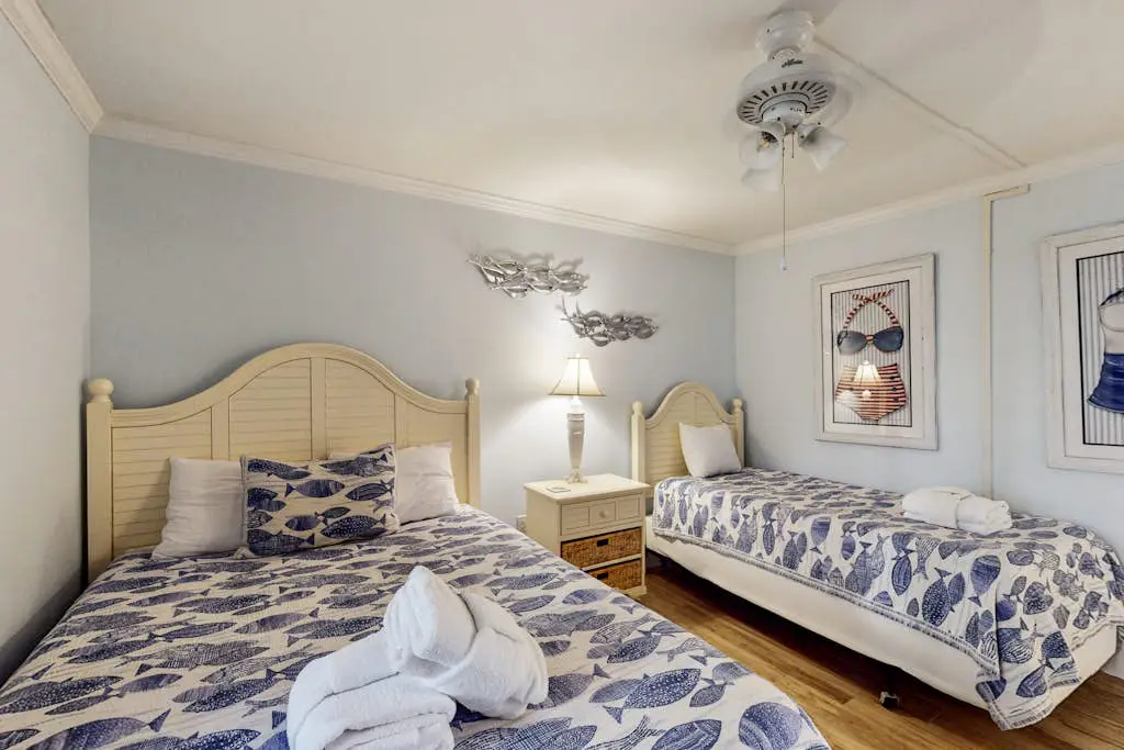 Oceanfront Condo with Shared Pool, Hot Tub, Beach Access & Playground